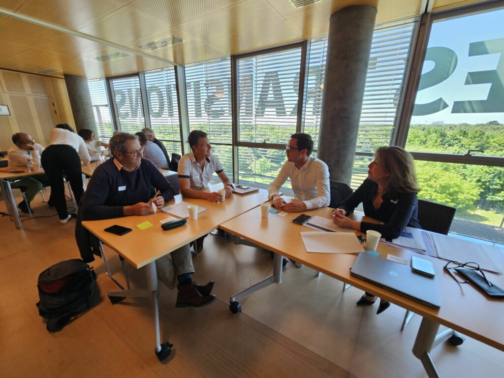 Réunion de dirigeants exportateurs lors de la plénière des Clubs Stratexio en Pays de la Loire
