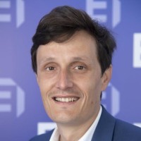 Julien Pinna opte pour le SAV Export Stratexio pour le Medef de l'est Parisien